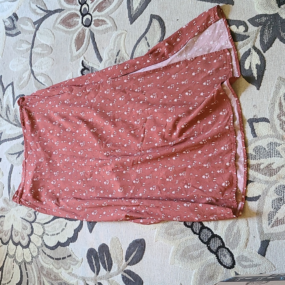 Marine layer skirt